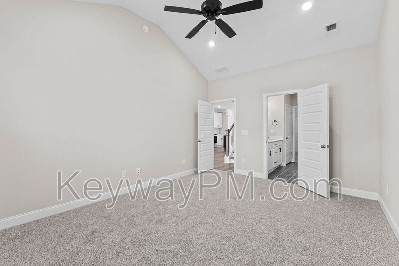 2096 Denmark Avenue SE-Miller Landing property image