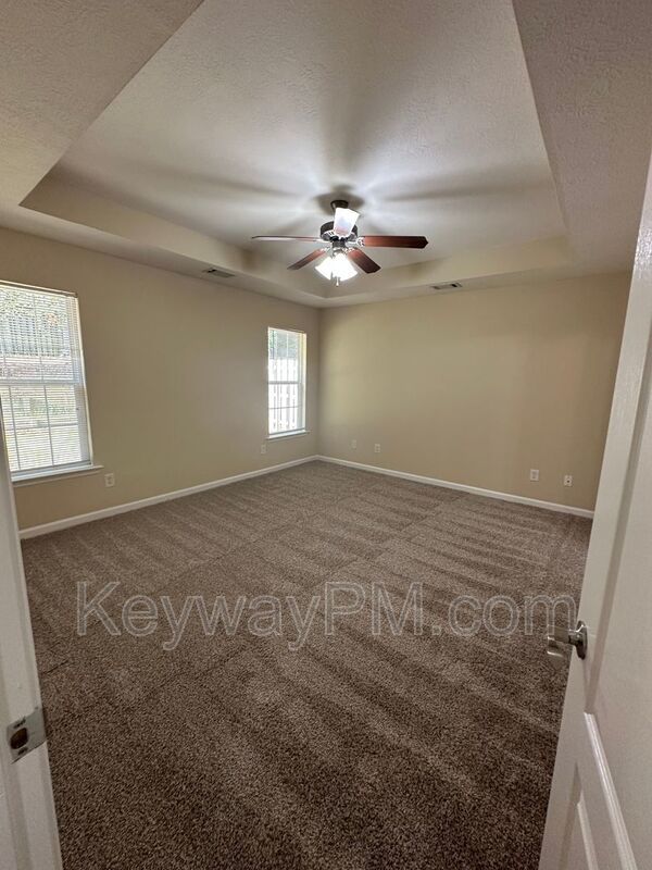 2136 Sylvan Lake Drive - Ivy Falls Plantation property image