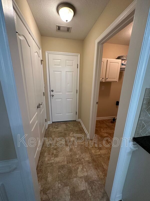 2136 Sylvan Lake Drive - Ivy Falls Plantation property image