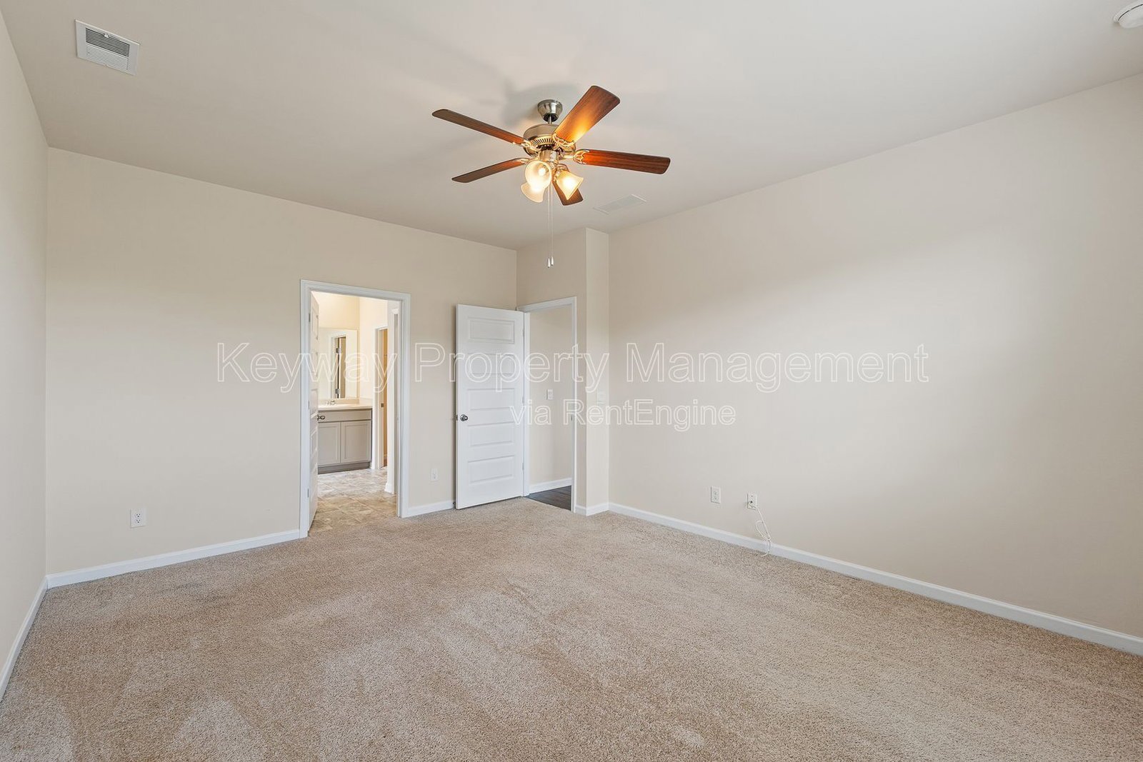 3262 Carmine Avenue - High Hills property image