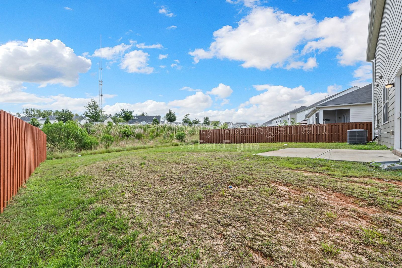3262 Carmine Avenue - High Hills property image