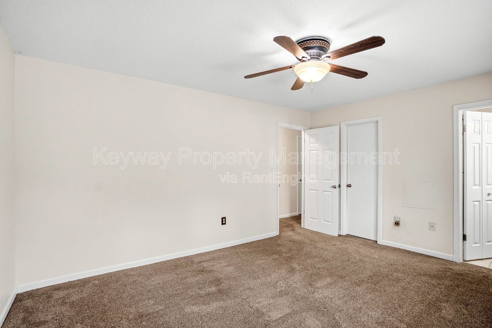3420 Linderwood Drive-Pepperidge property image