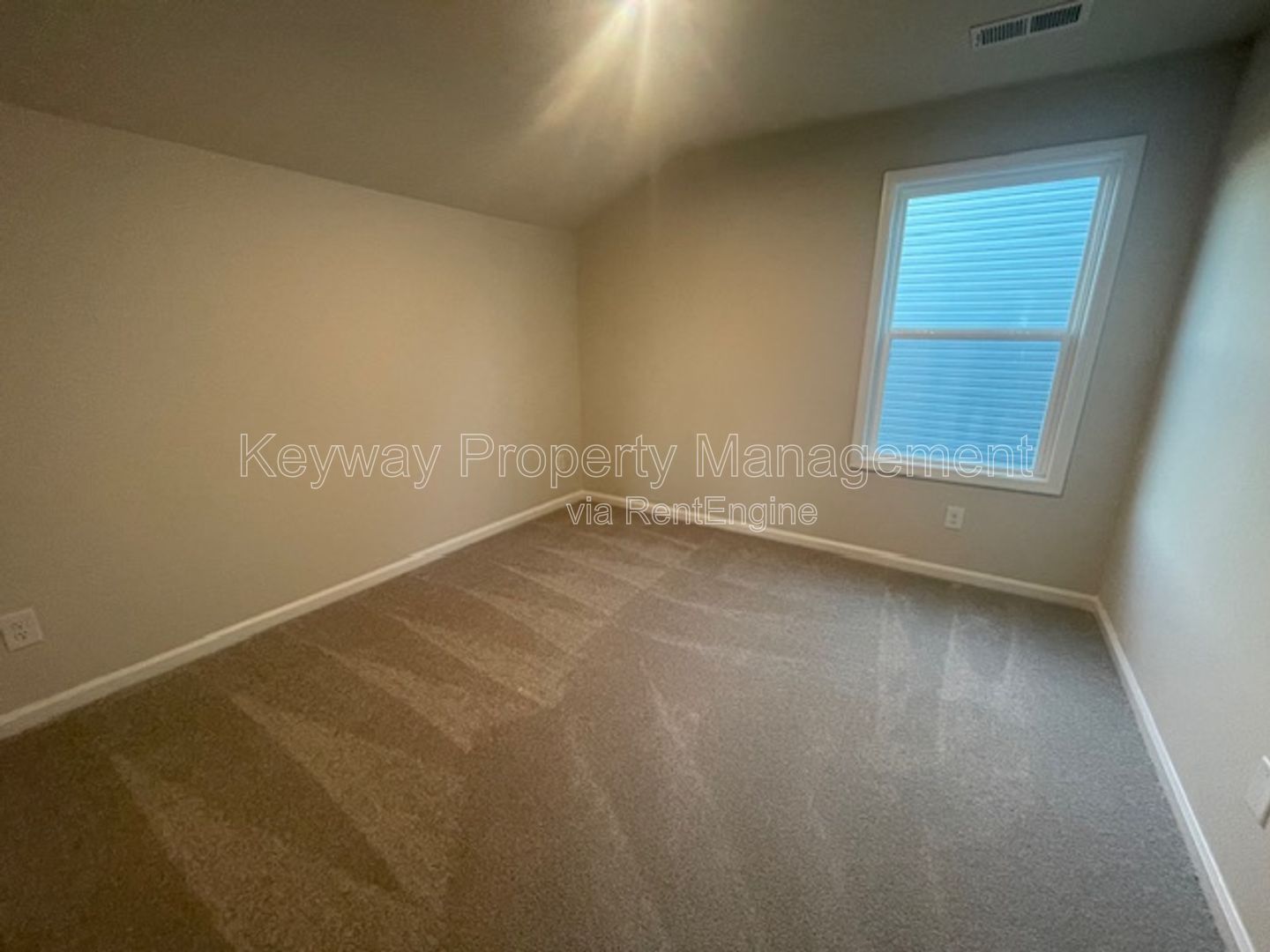 810 Manitou - Providence Station property image