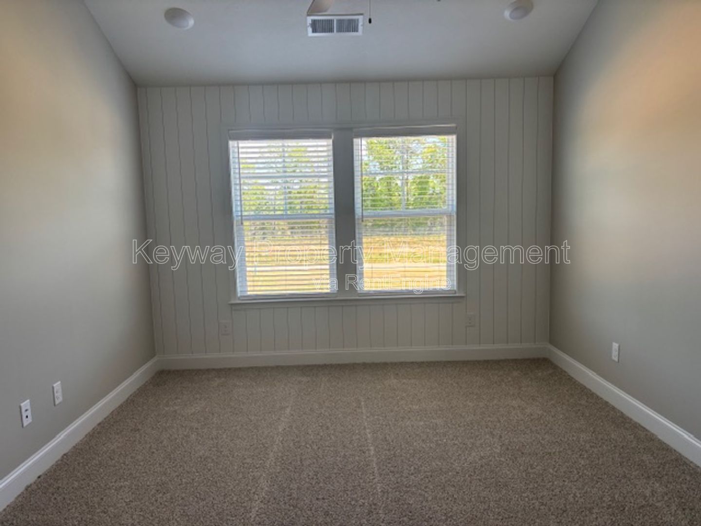 2044 Denmark Ave- Miller landing property image
