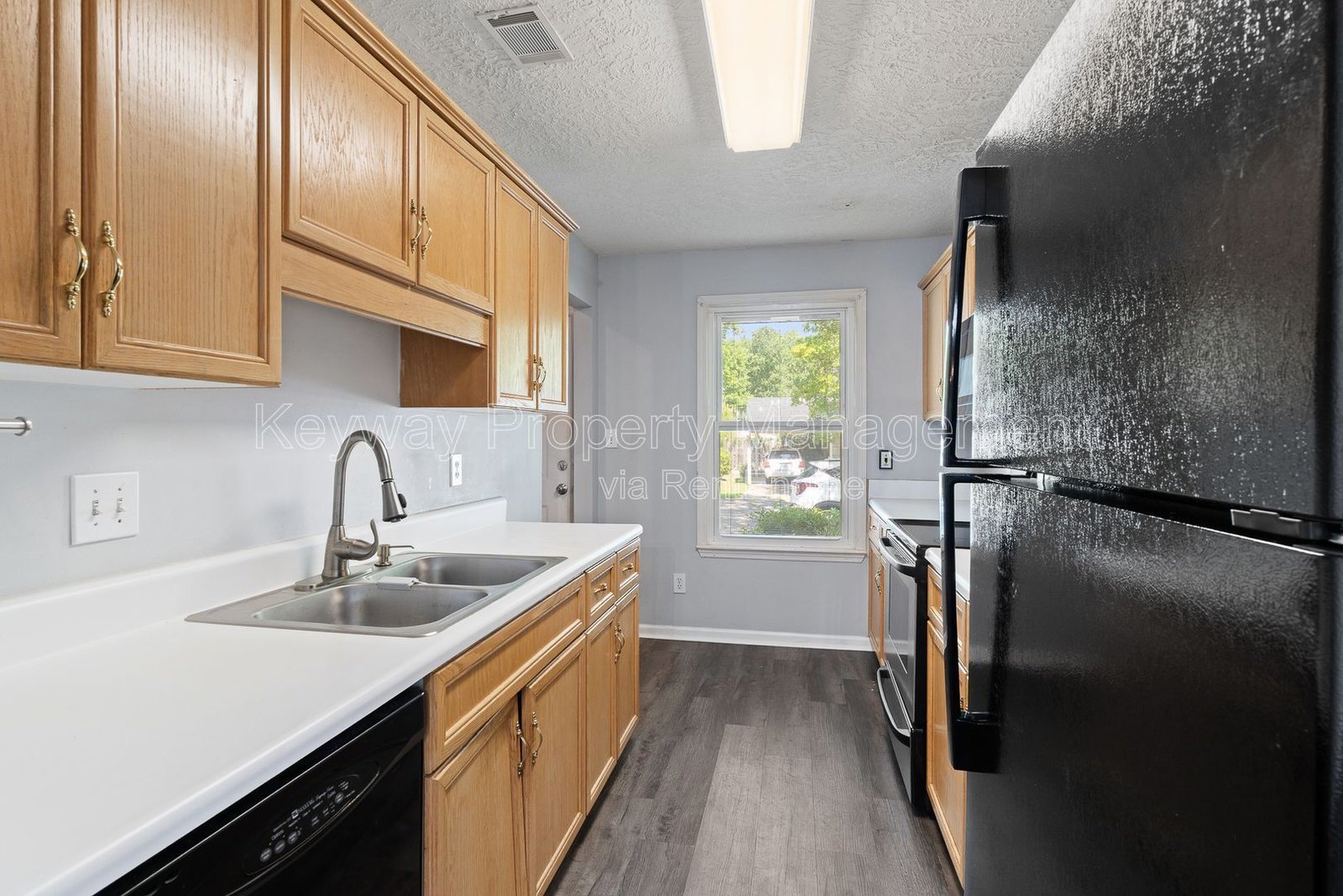 Welcome Home to 410 Tracewood Place property image