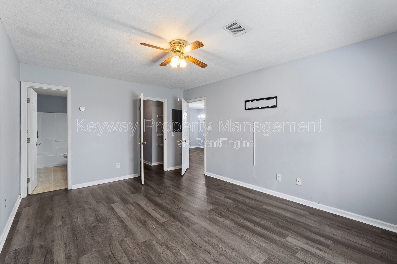 Welcome Home to 410 Tracewood Place property image