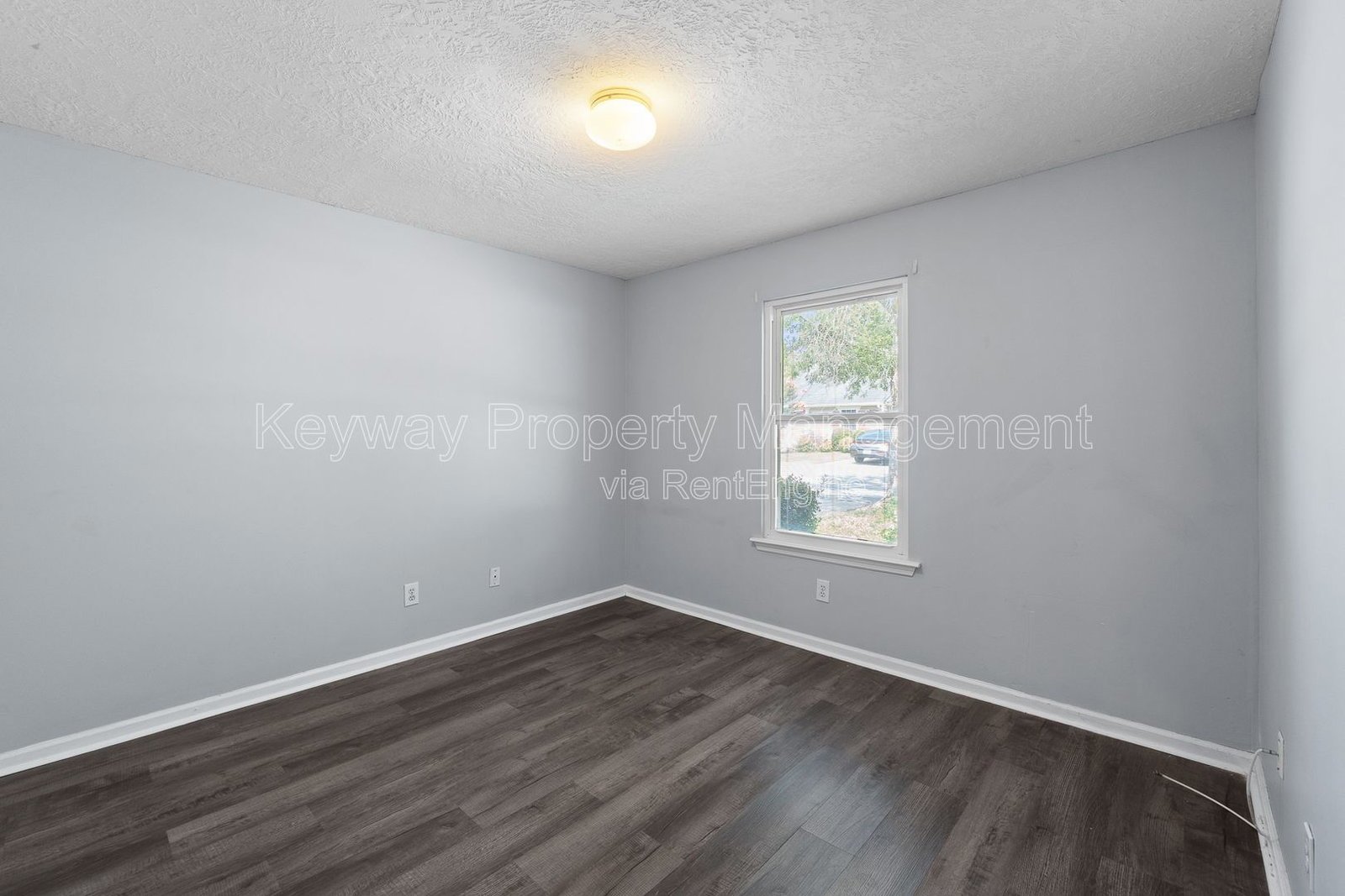 Welcome Home to 410 Tracewood Place property image