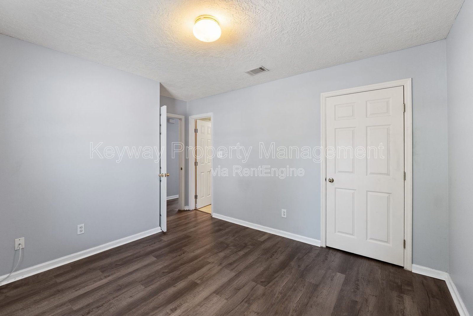 Welcome Home to 410 Tracewood Place property image