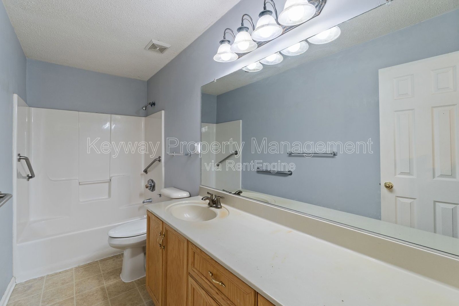 Welcome Home to 410 Tracewood Place property image