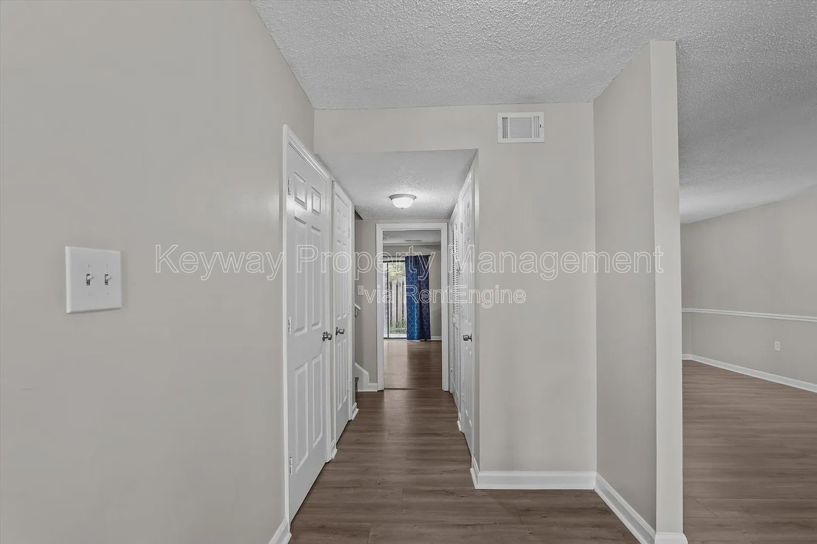 2918 Arrowhead Drive _ Westchester Condominiums property image