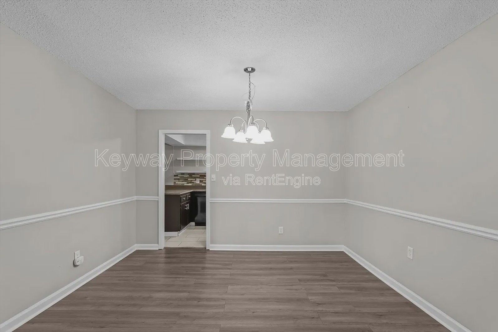 2918 Arrowhead Drive _ Westchester Condominiums property image