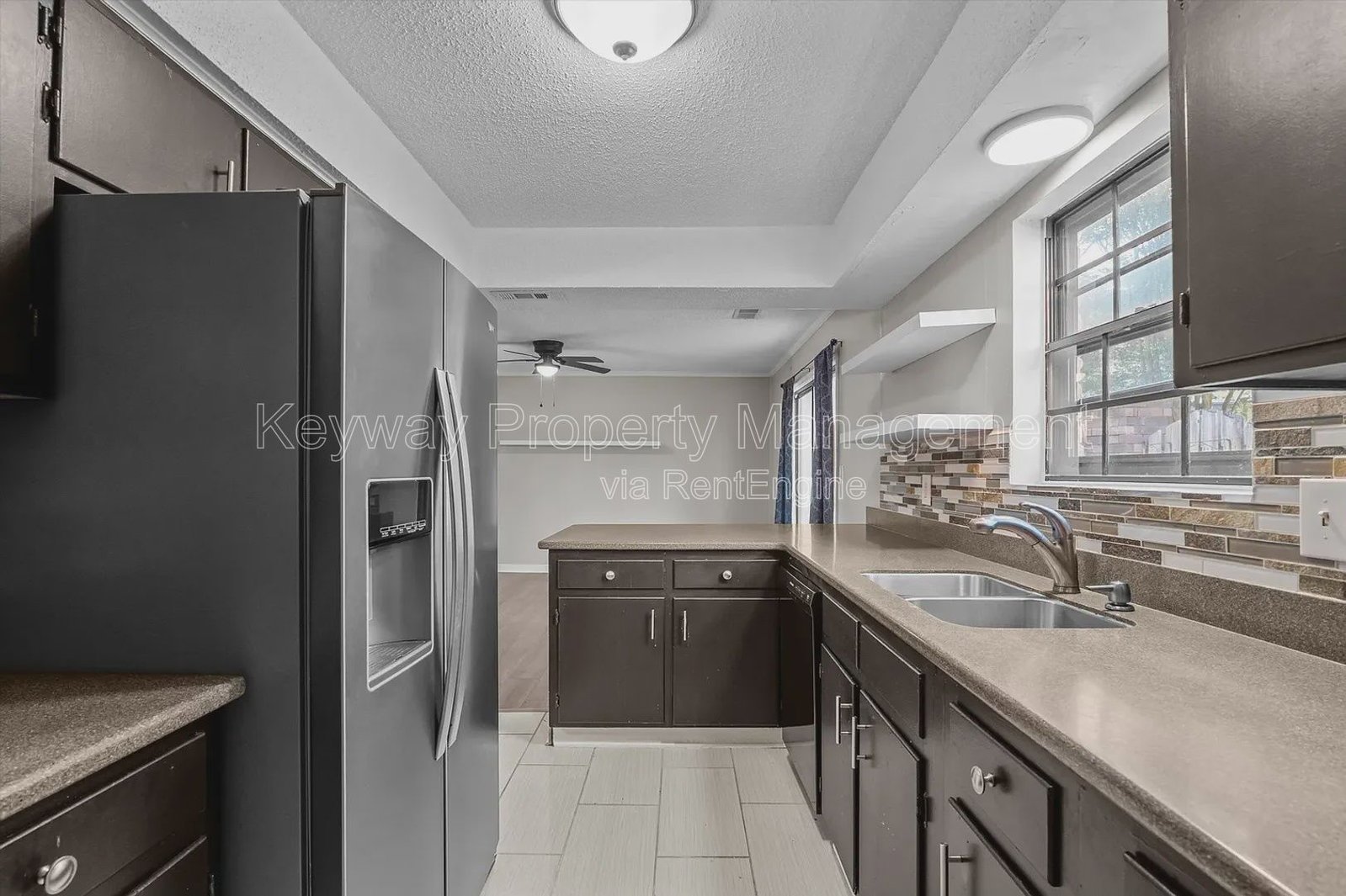 2918 Arrowhead Drive _ Westchester Condominiums property image