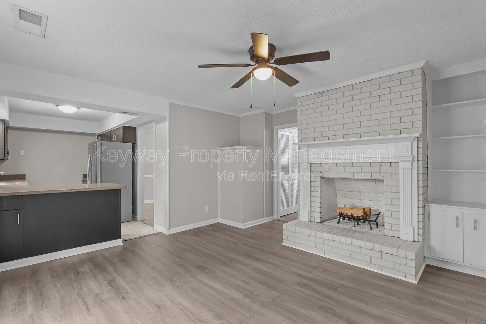 2918 Arrowhead Drive _ Westchester Condominiums property image