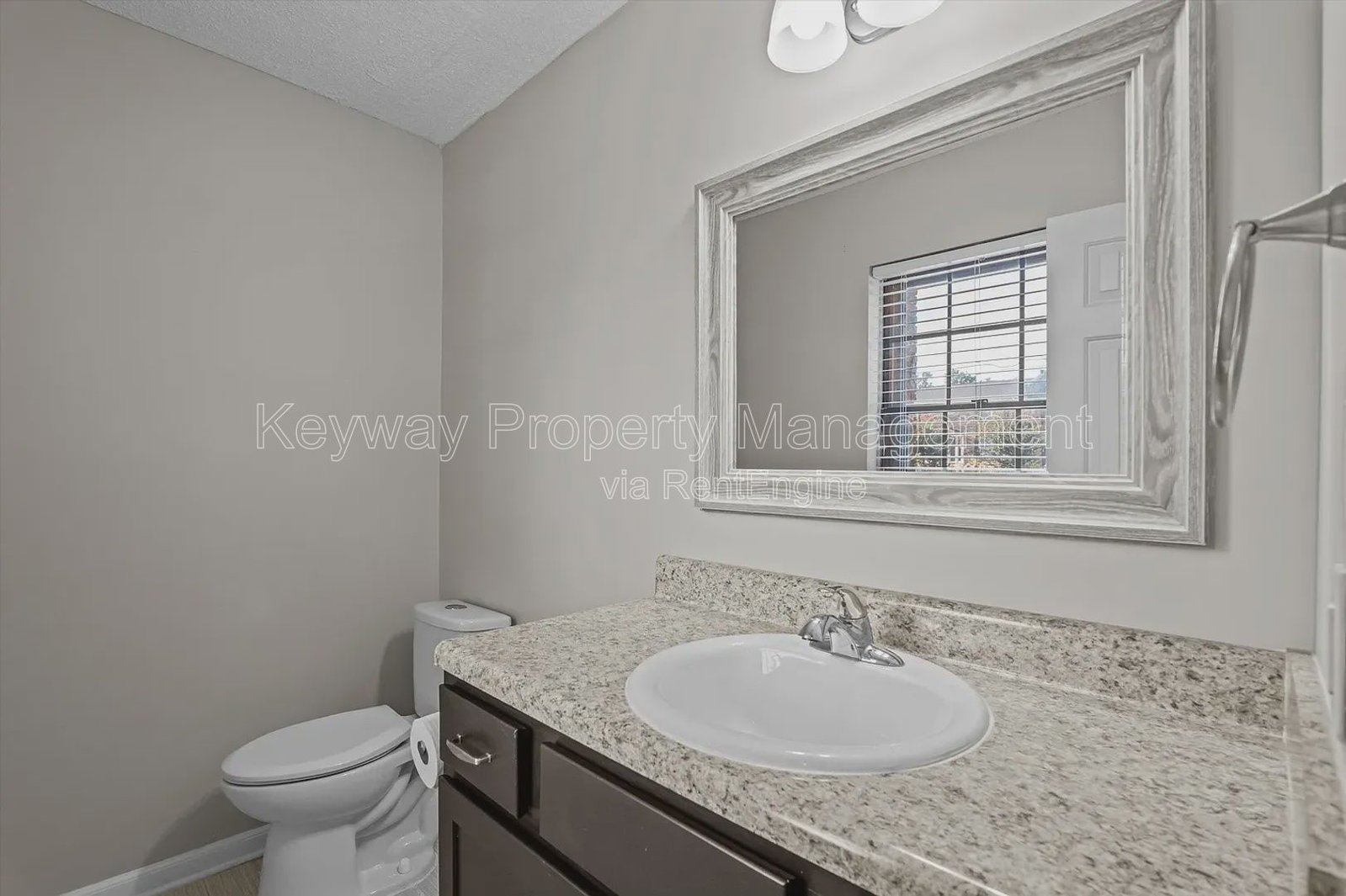 2918 Arrowhead Drive _ Westchester Condominiums property image