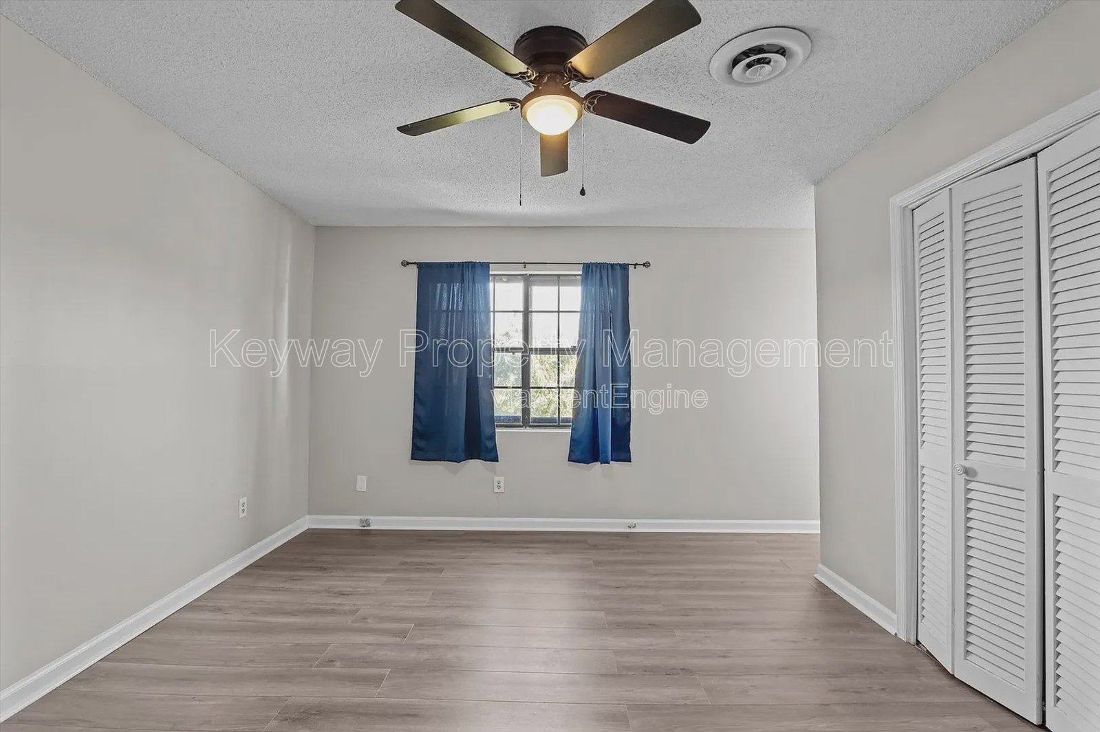 2918 Arrowhead Drive _ Westchester Condominiums property image