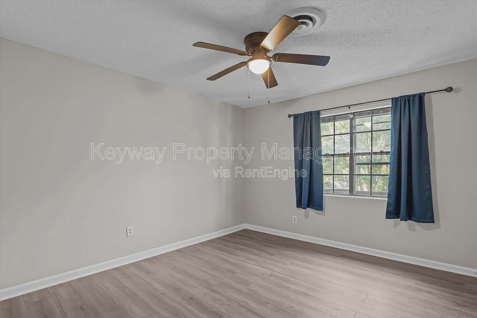 2918 Arrowhead Drive _ Westchester Condominiums property image