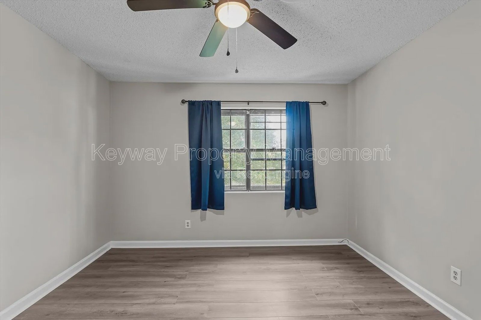 2918 Arrowhead Drive _ Westchester Condominiums property image