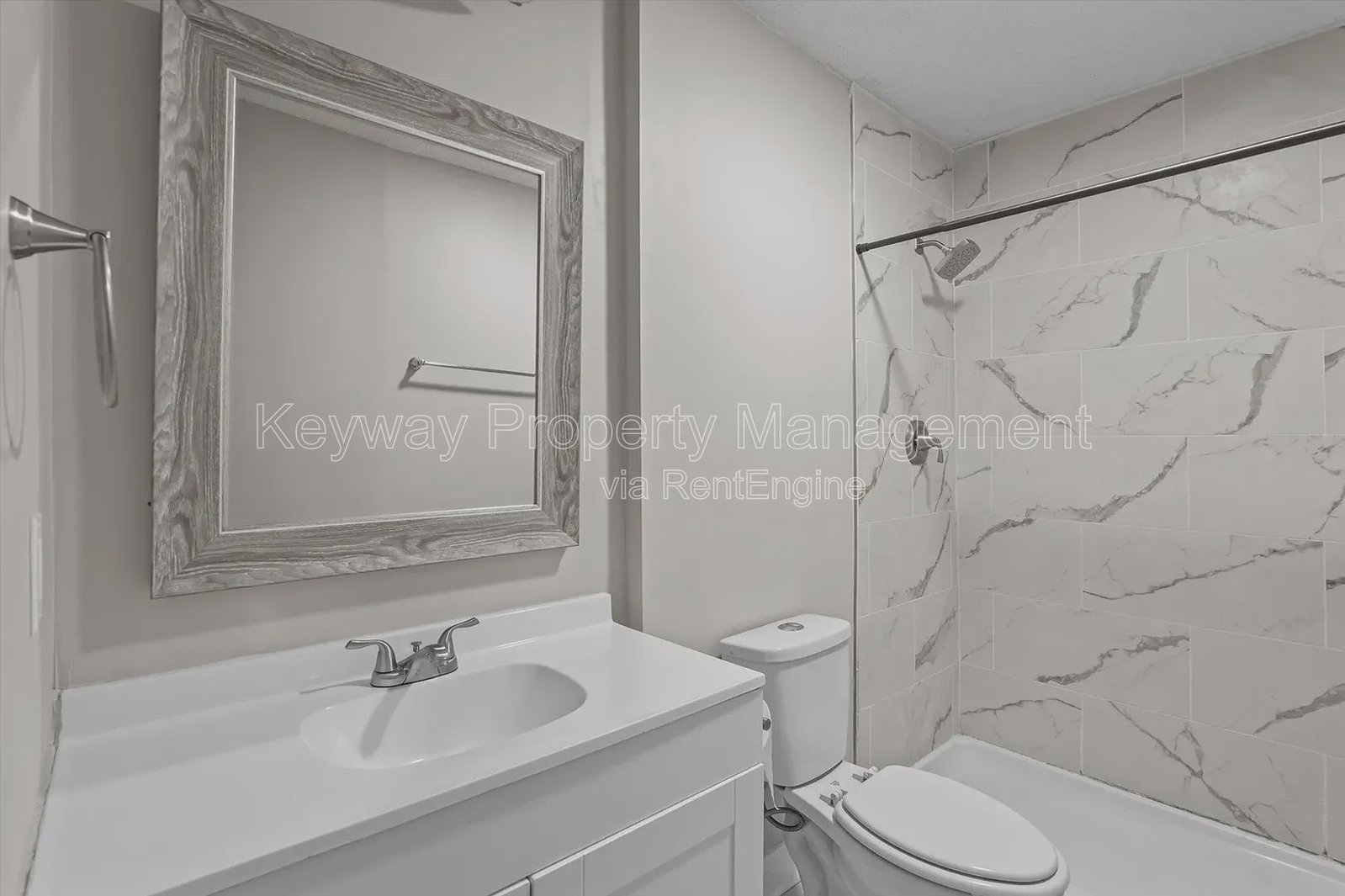 2918 Arrowhead Drive _ Westchester Condominiums property image