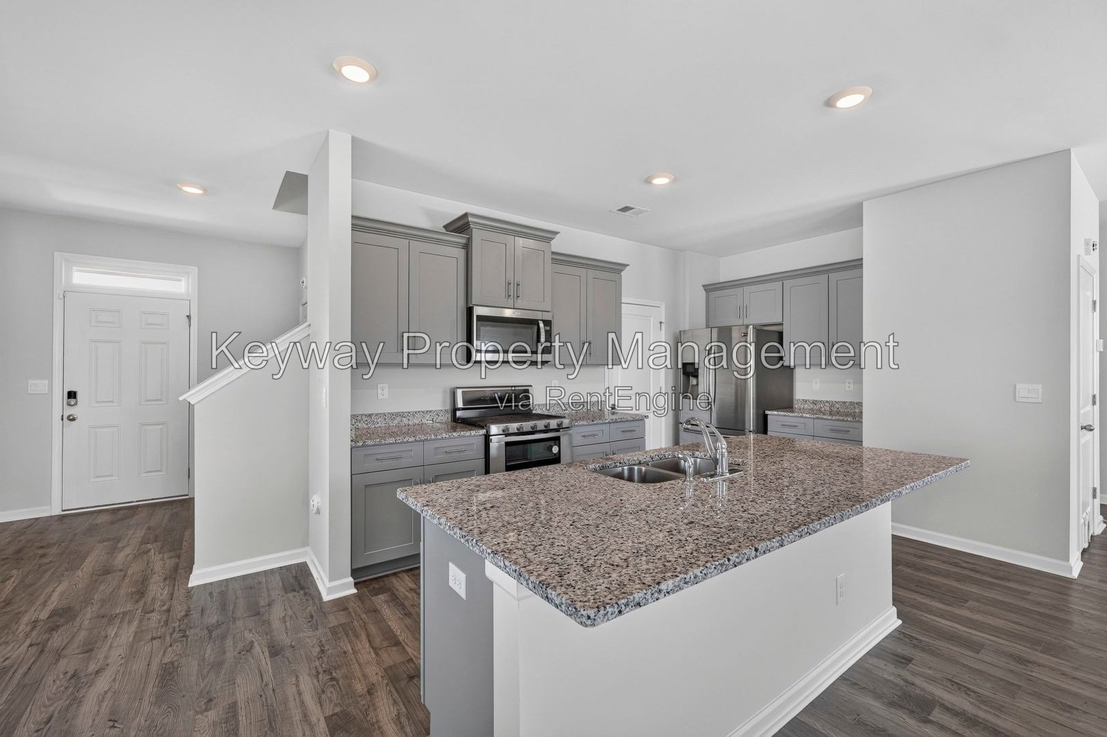 Welcome to 411 Shipwreck Dr - Beech Island property image