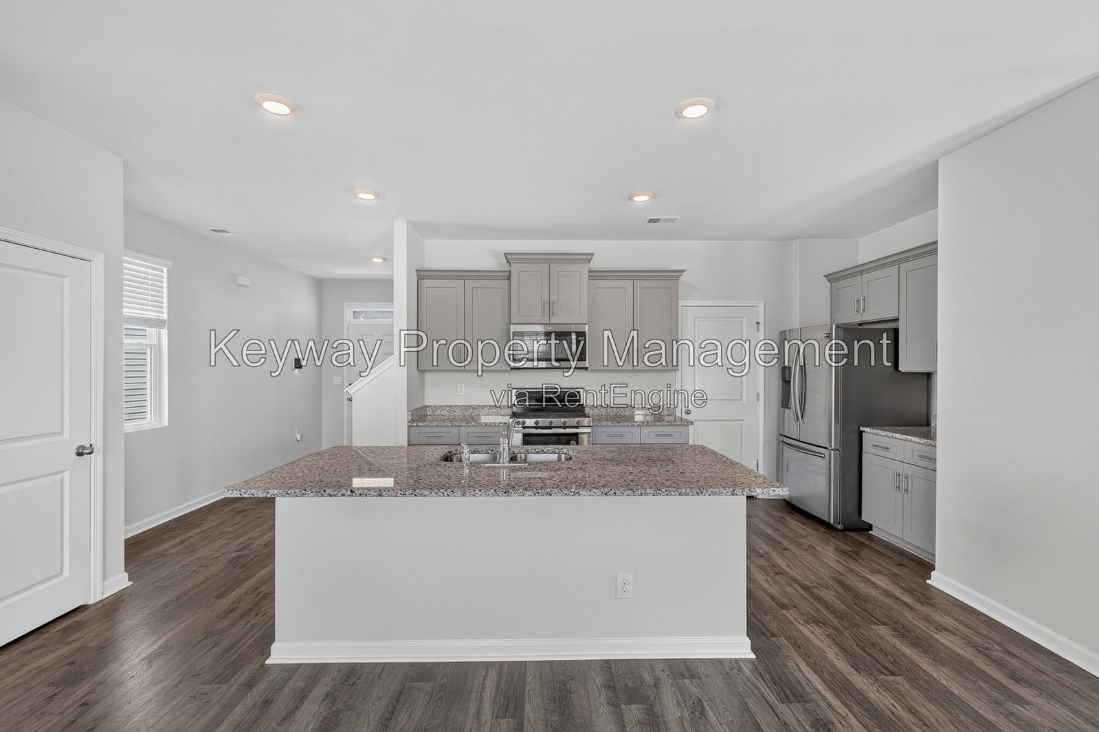 Welcome to 411 Shipwreck Dr - Beech Island property image