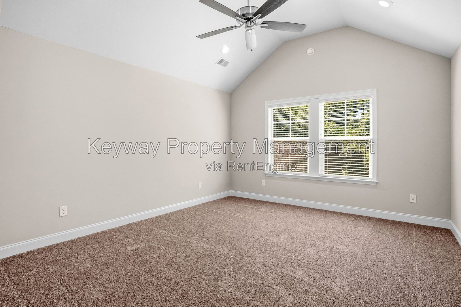 3225 Venetian Drive- Village Square property image