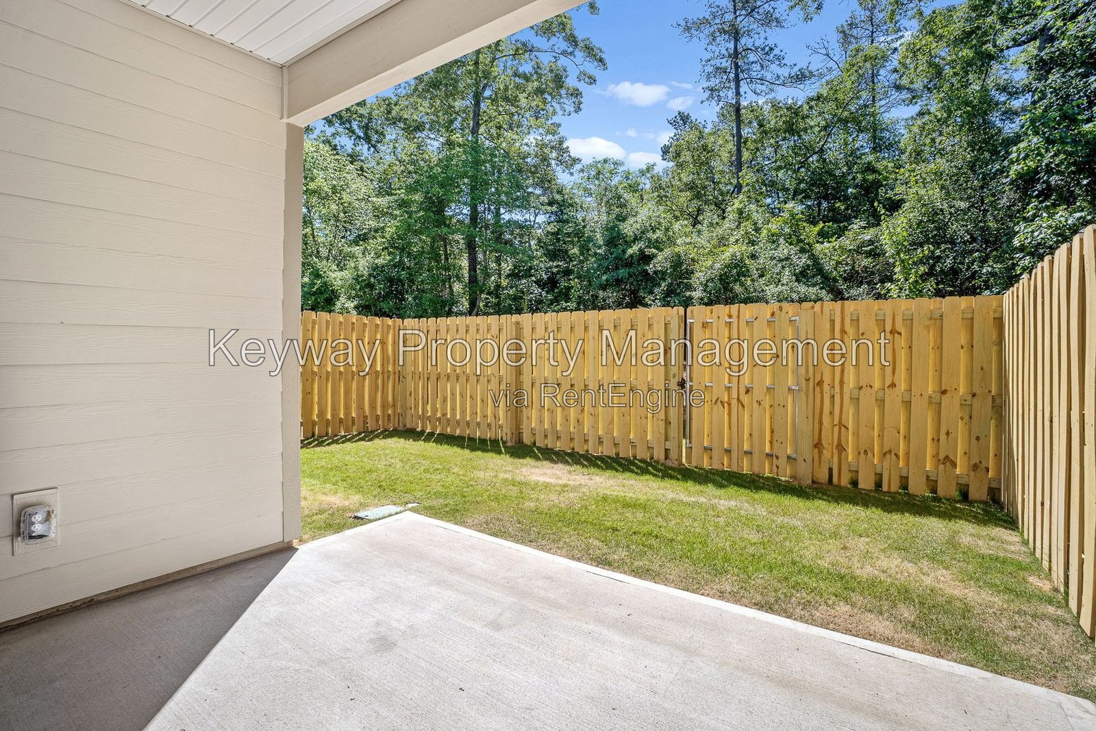 3225 Venetian Drive- Village Square property image