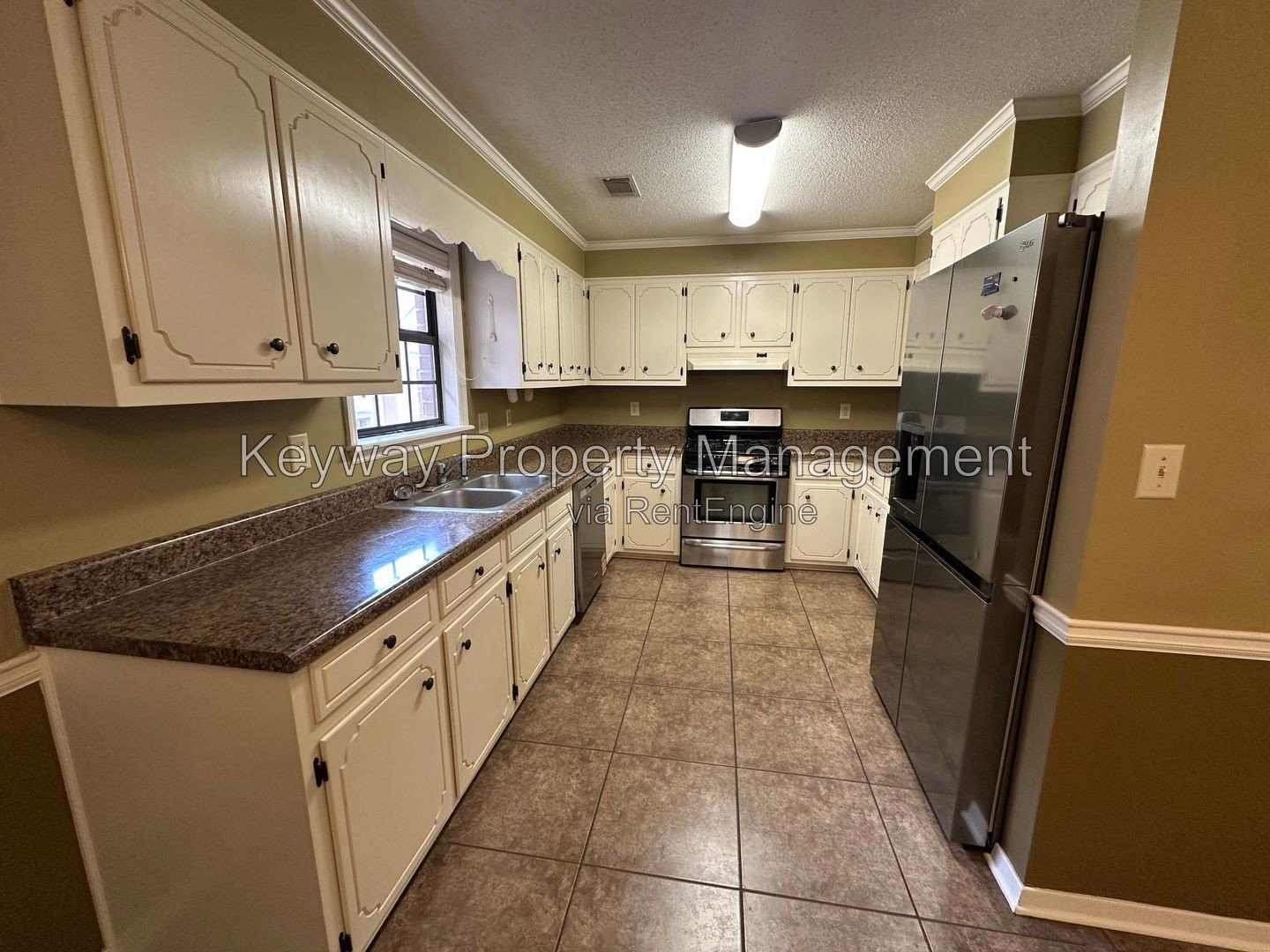 2919 Pointewest Drive - Pointewest property image