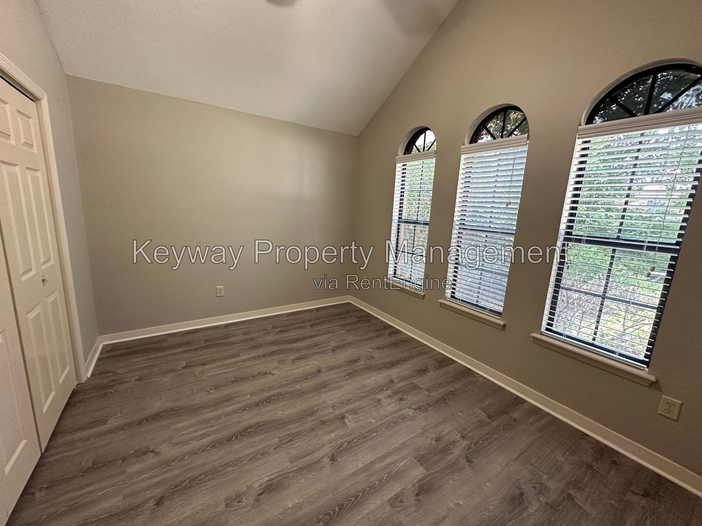 2919 Pointewest Drive - Pointewest property image