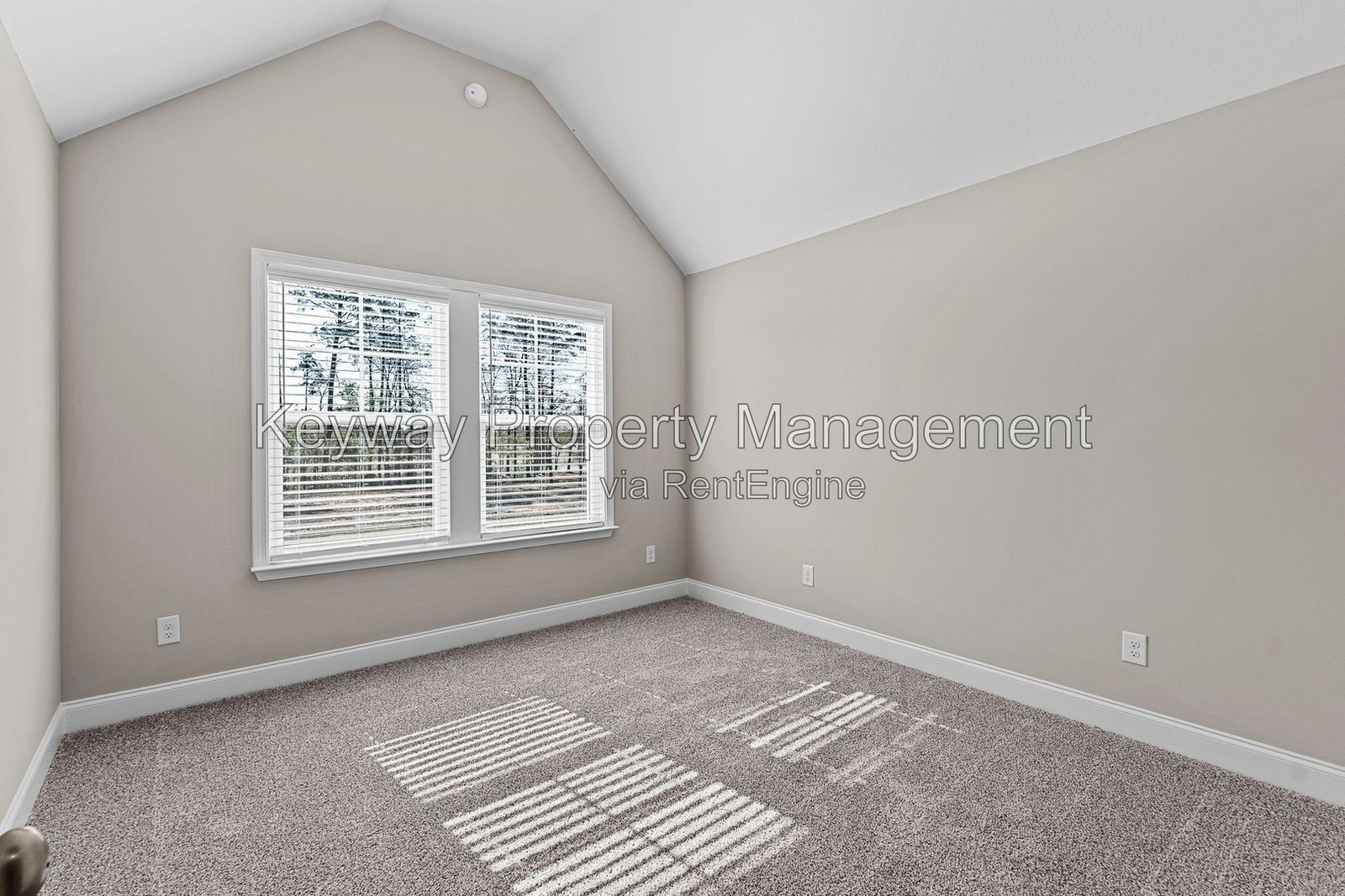 2124 Denmark Ave SE - Miller Landing property image