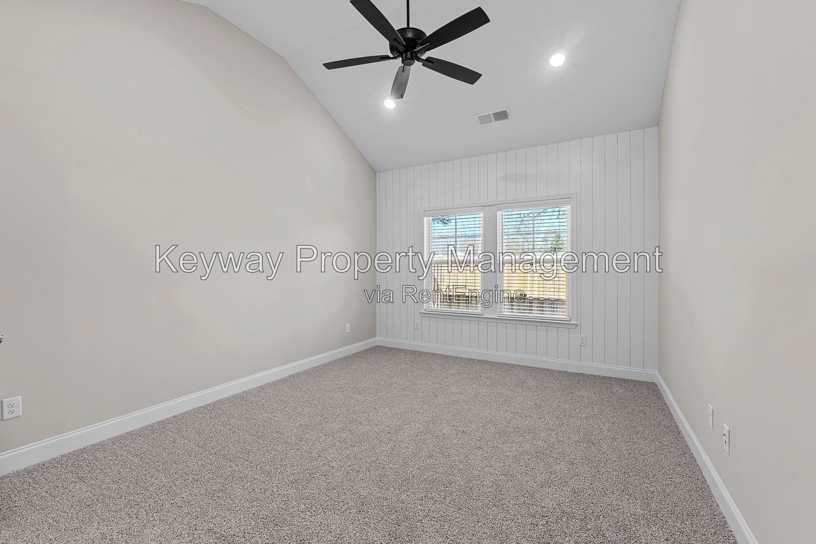 2120 Denmark Ave SE - Miller Landing property image