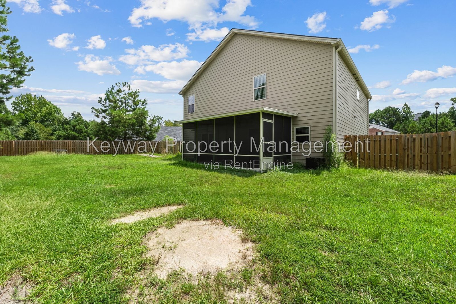 910 Clover Court- property image