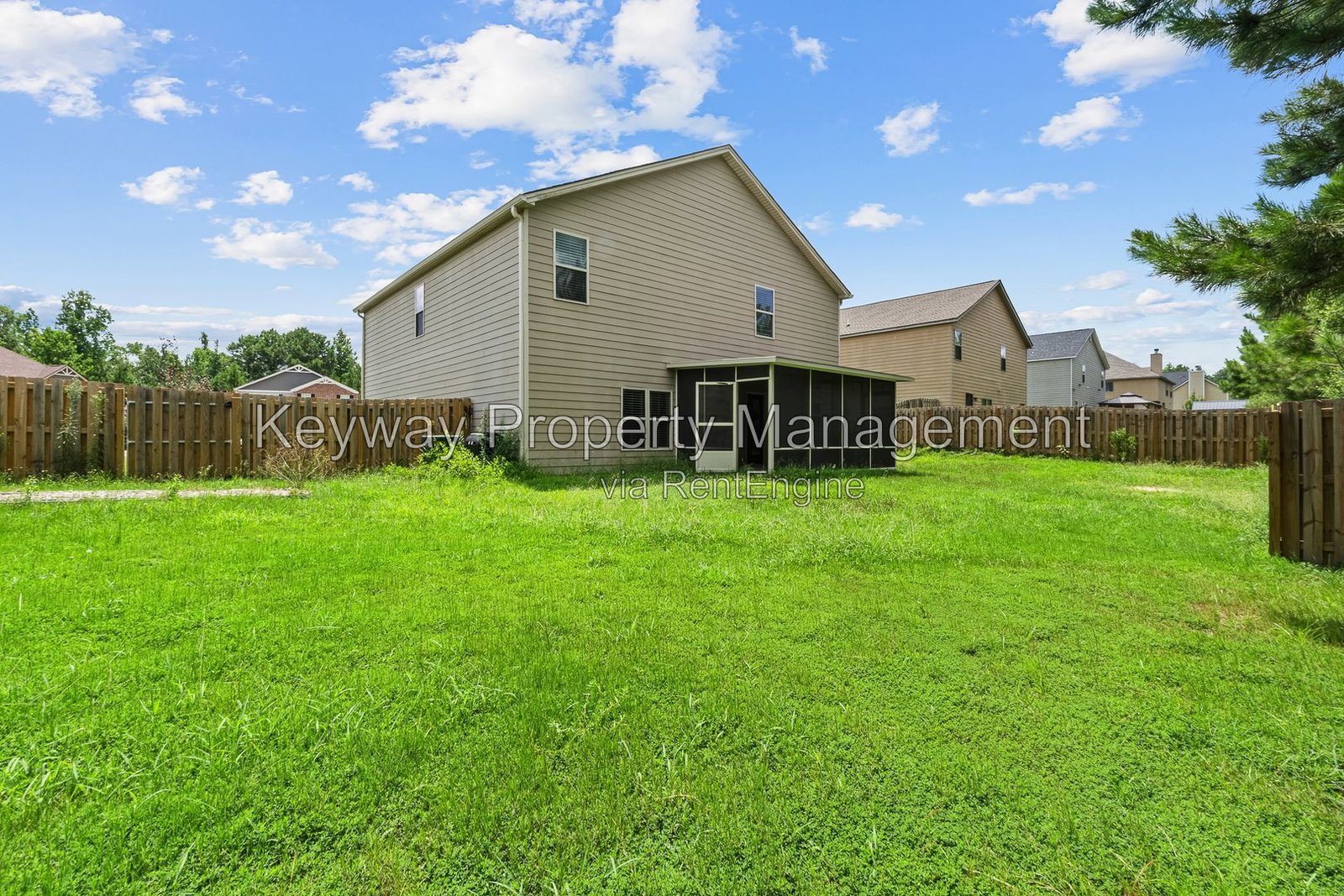 910 Clover Court- property image