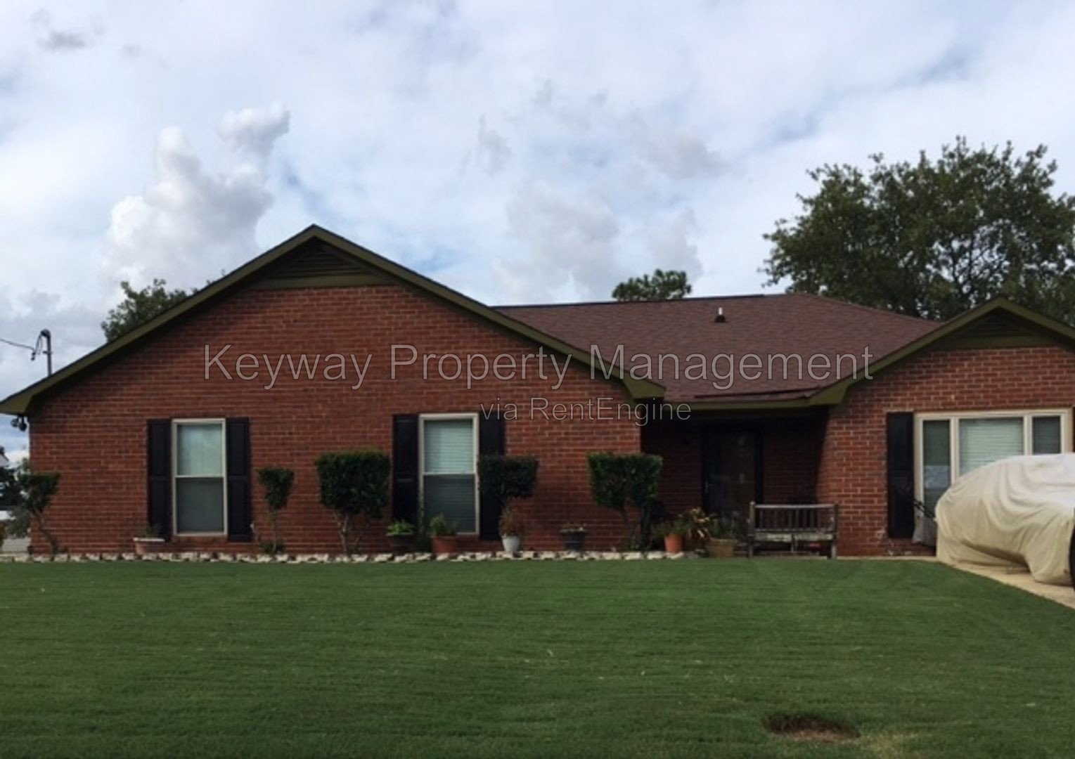 2203 Sagemont Court - Pepperidge property image