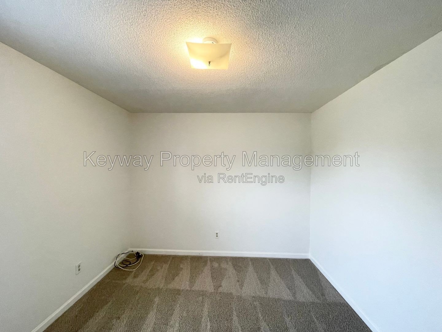 2203 Sagemont Court - Pepperidge property image