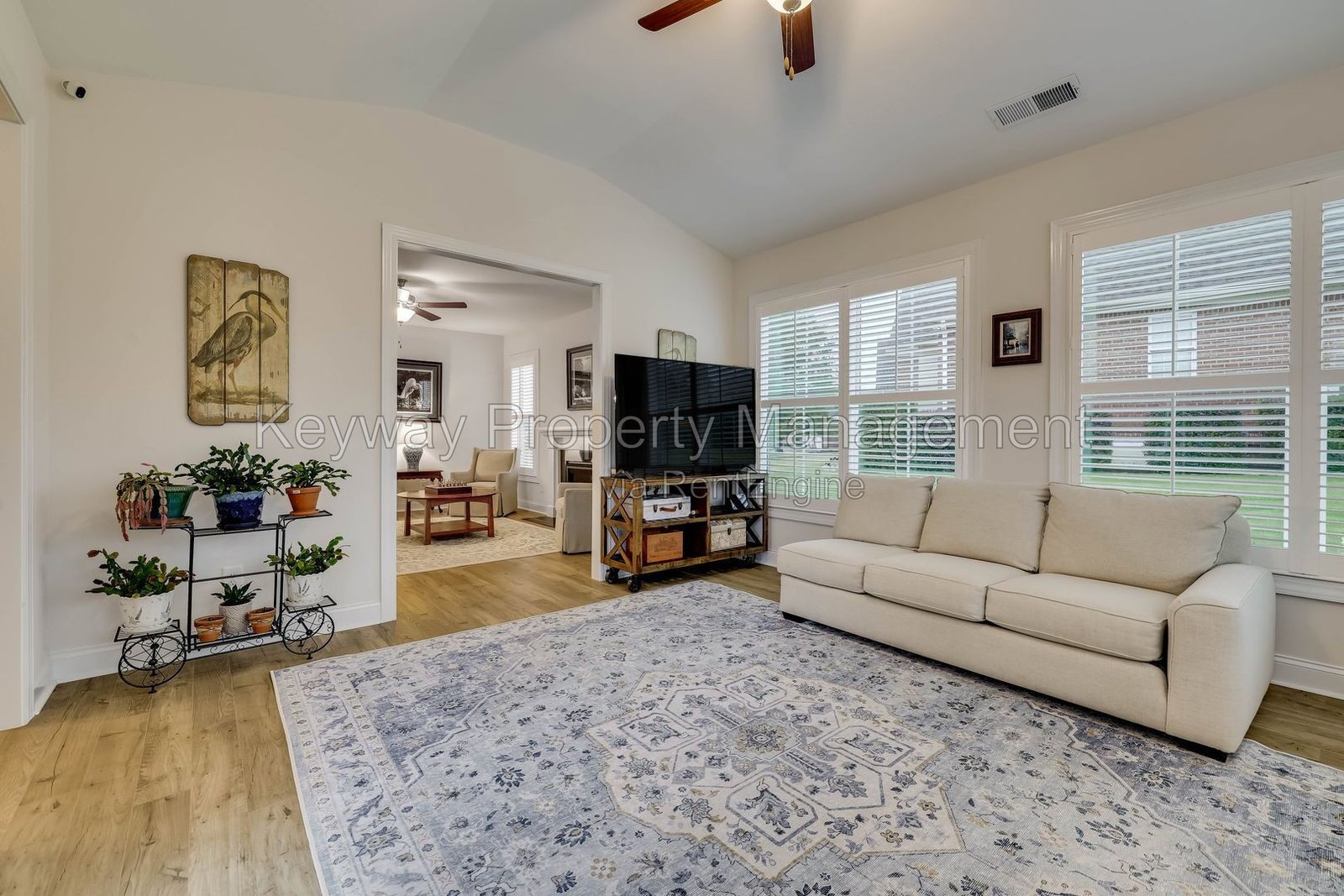 128 Fitzsimmons Drive - Mount Vintage property image