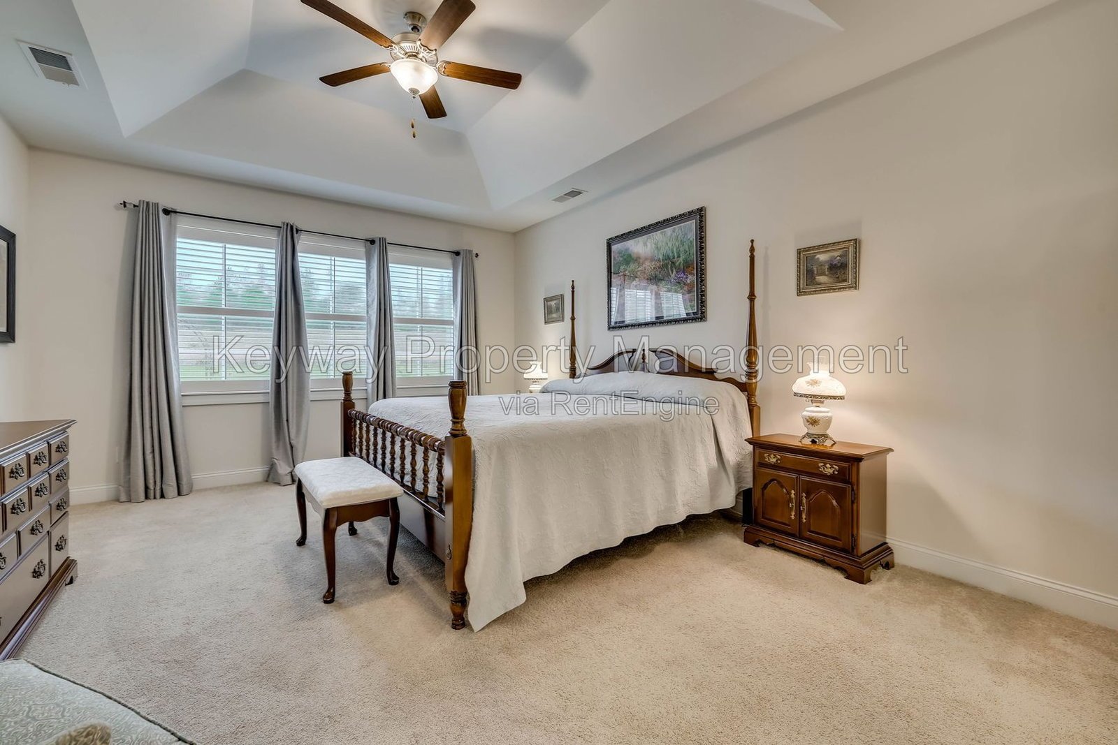 128 Fitzsimmons Drive - Mount Vintage property image