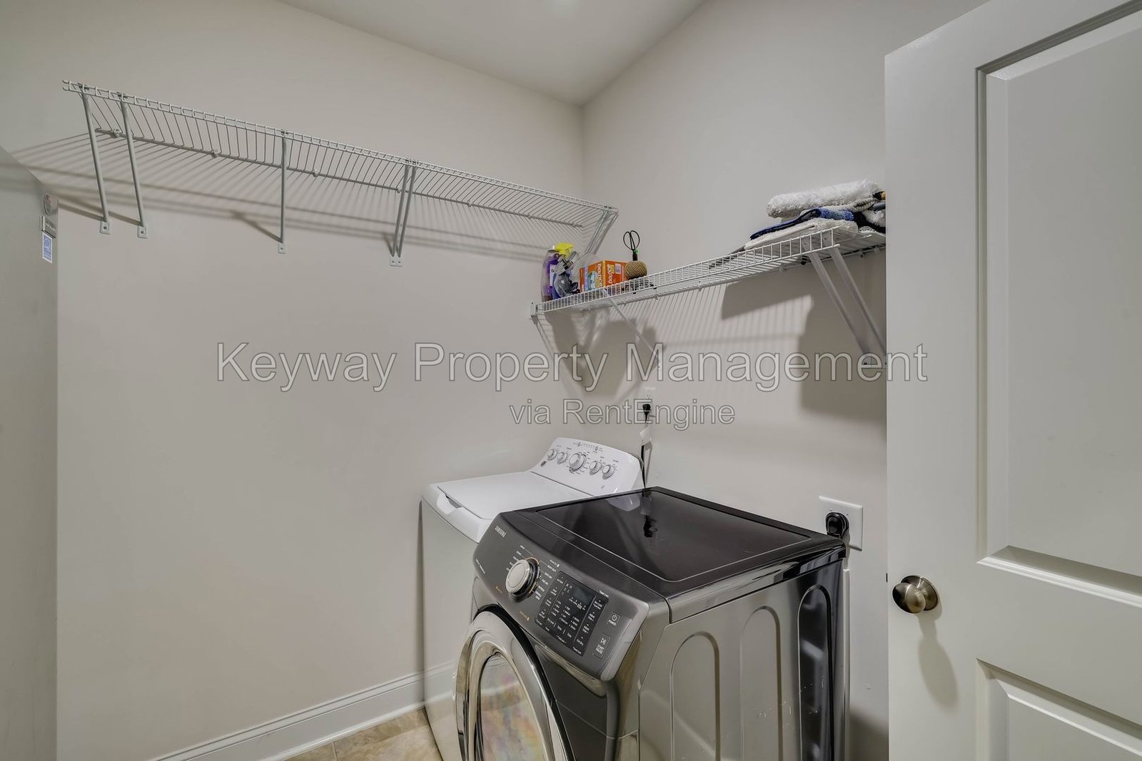 128 Fitzsimmons Drive - Mount Vintage property image