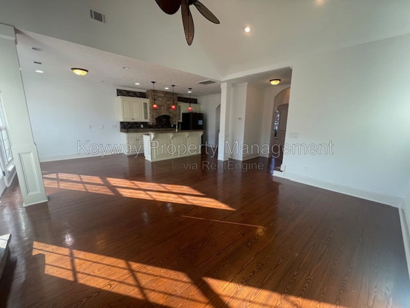 880 Willow Way - Jones Creek property image