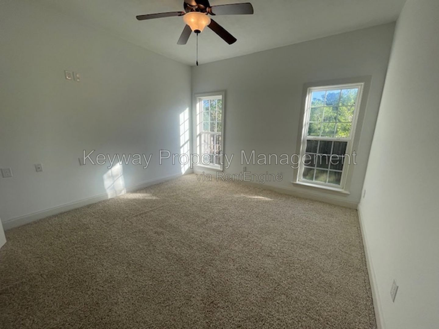 880 Willow Way - Jones Creek property image