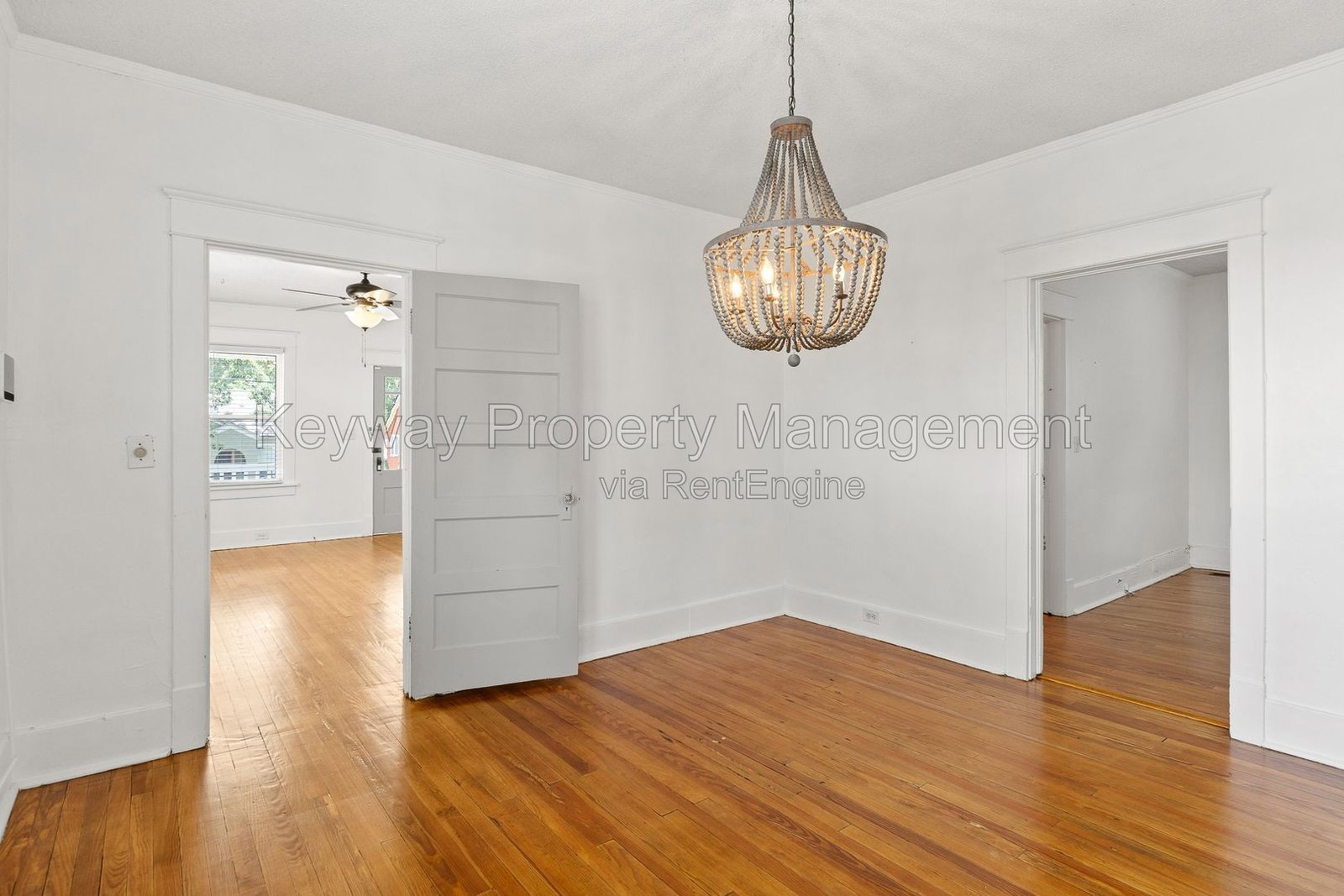 1111 Adrian St - Summerville Terrace property image