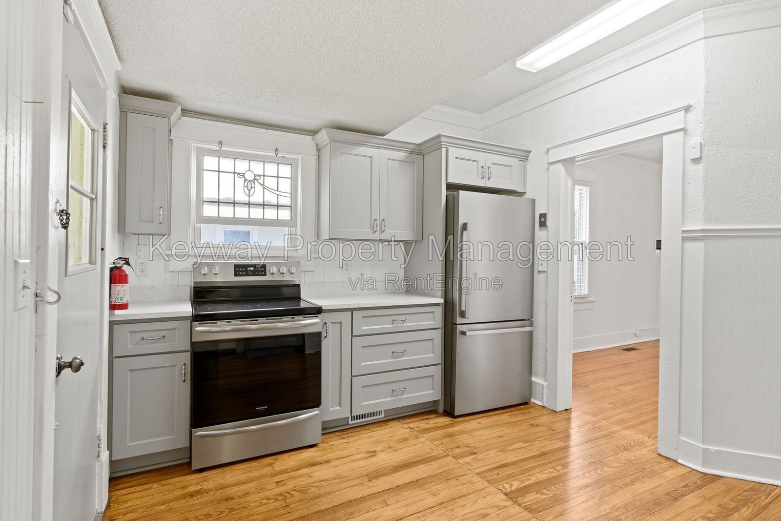 1111 Adrian St - Summerville Terrace property image
