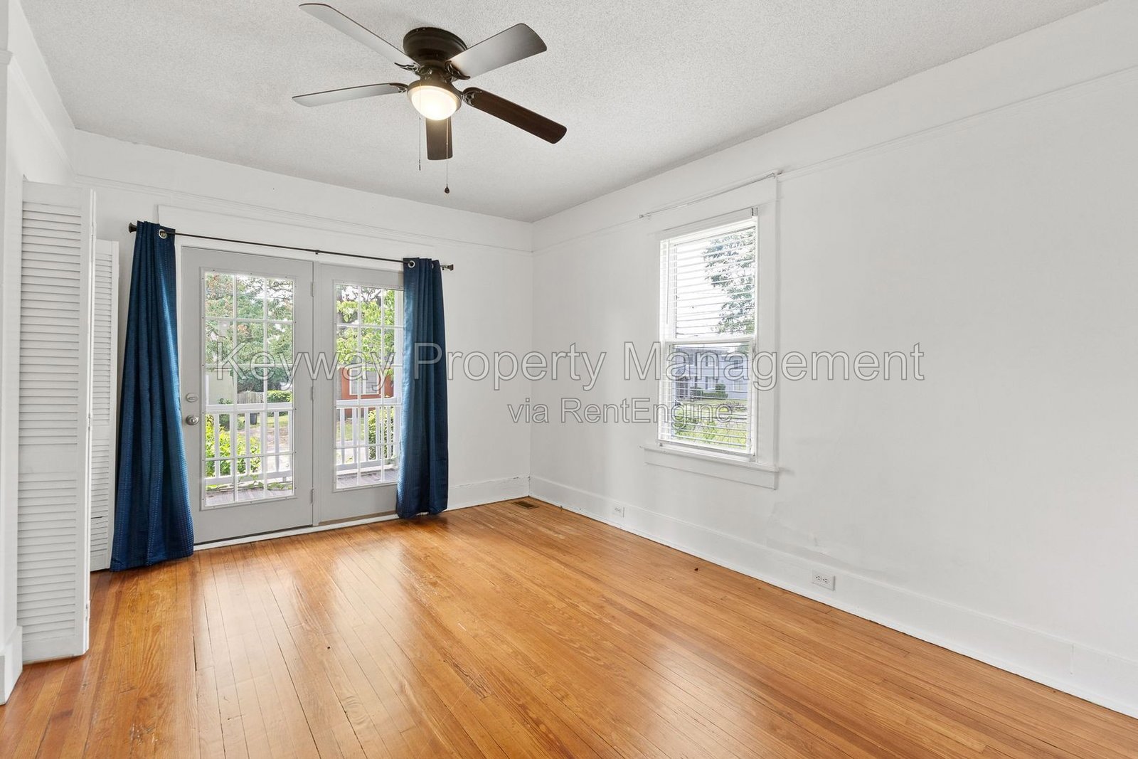 1111 Adrian St - Summerville Terrace property image