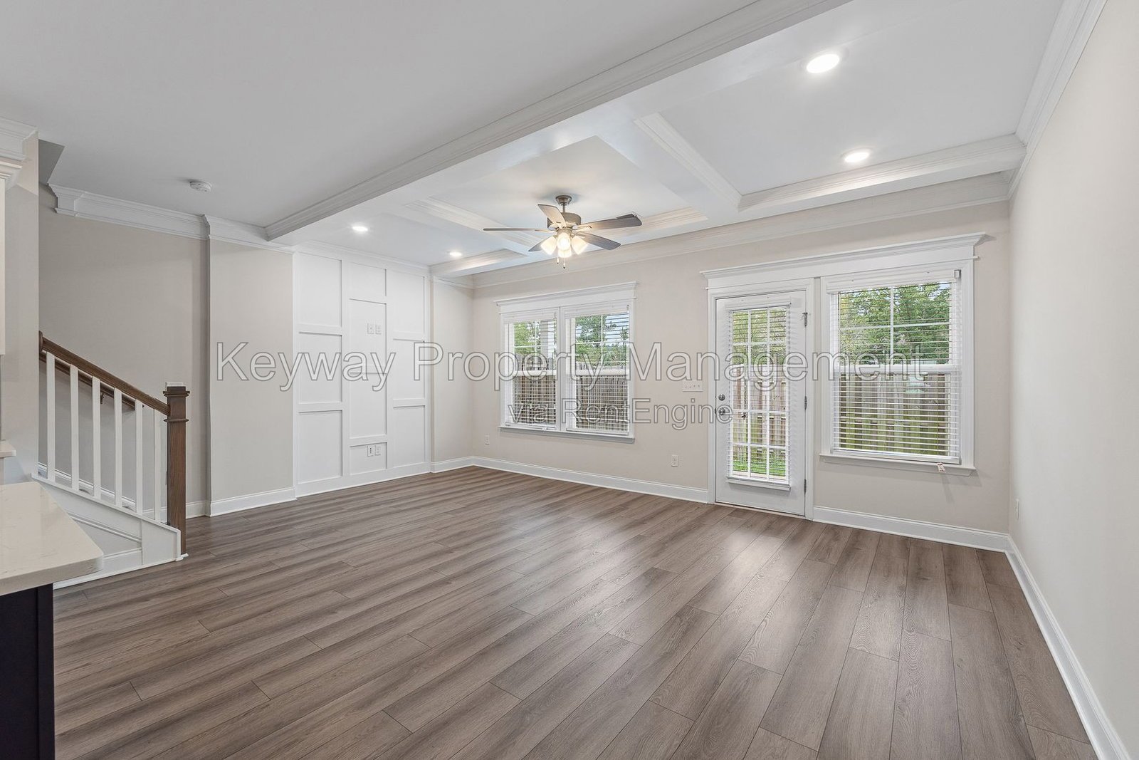1047 Linsmore Avenue - Canterbury Farms property image