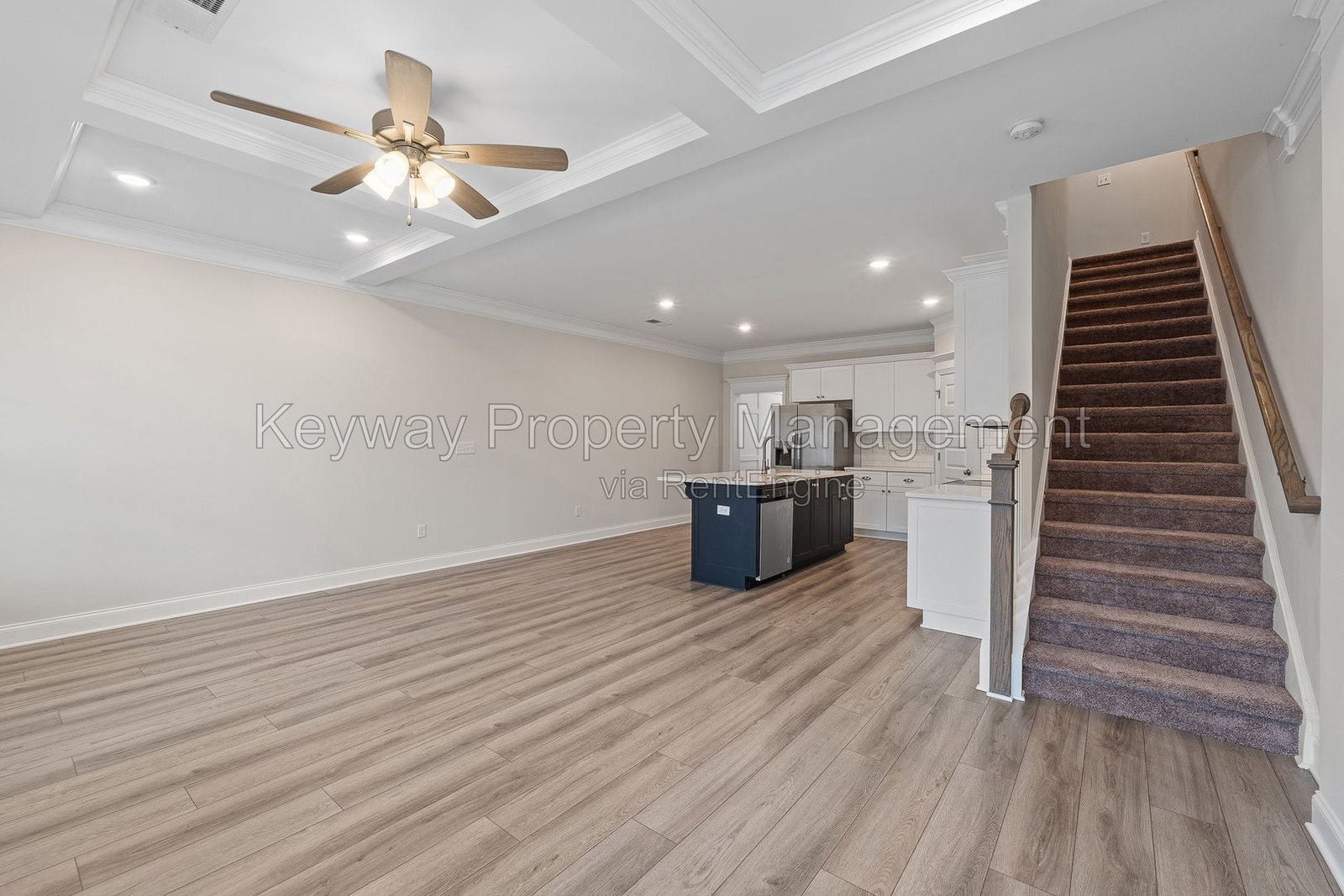 1047 Linsmore Avenue - Canterbury Farms property image