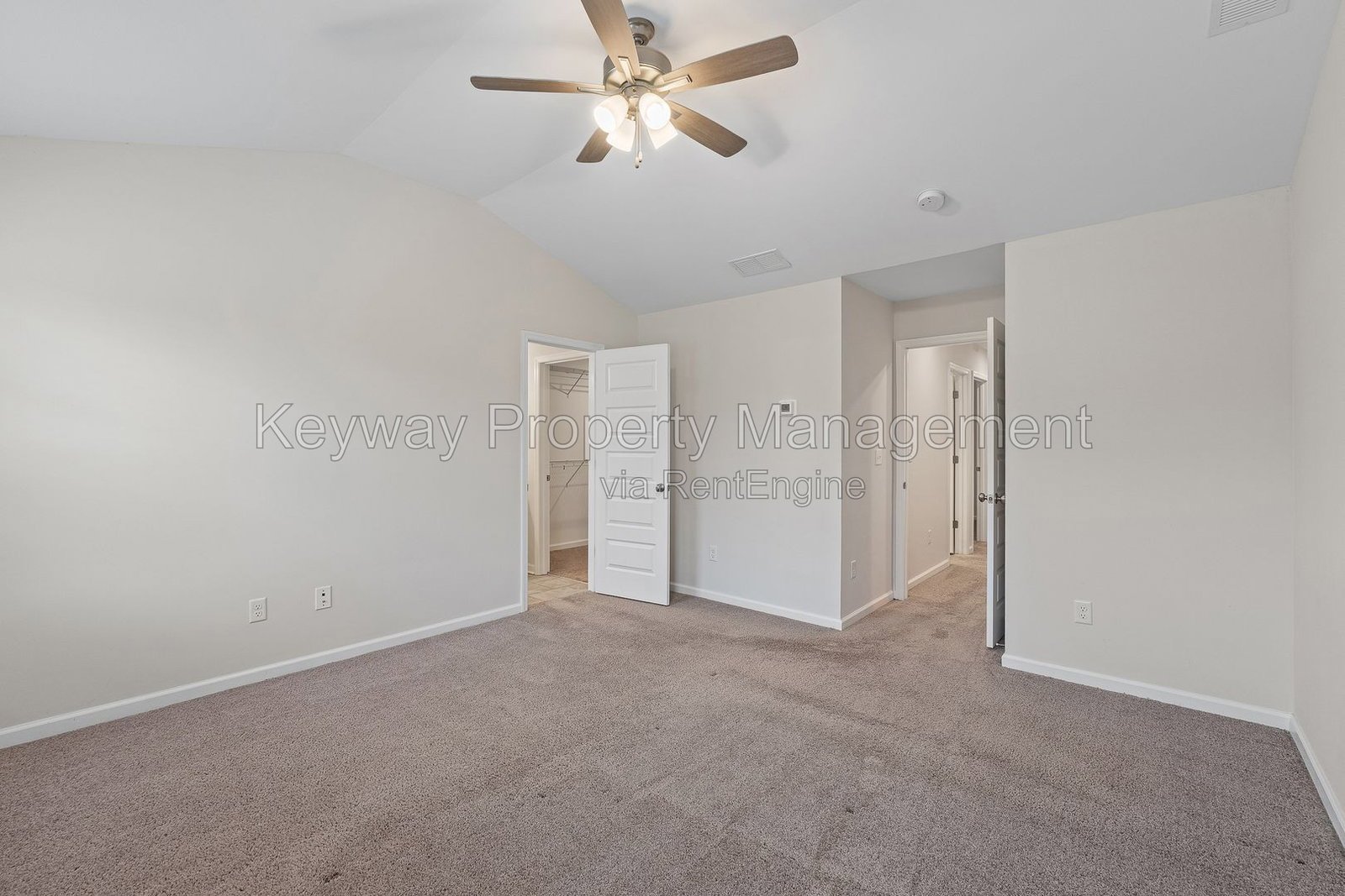 1047 Linsmore Avenue - Canterbury Farms property image