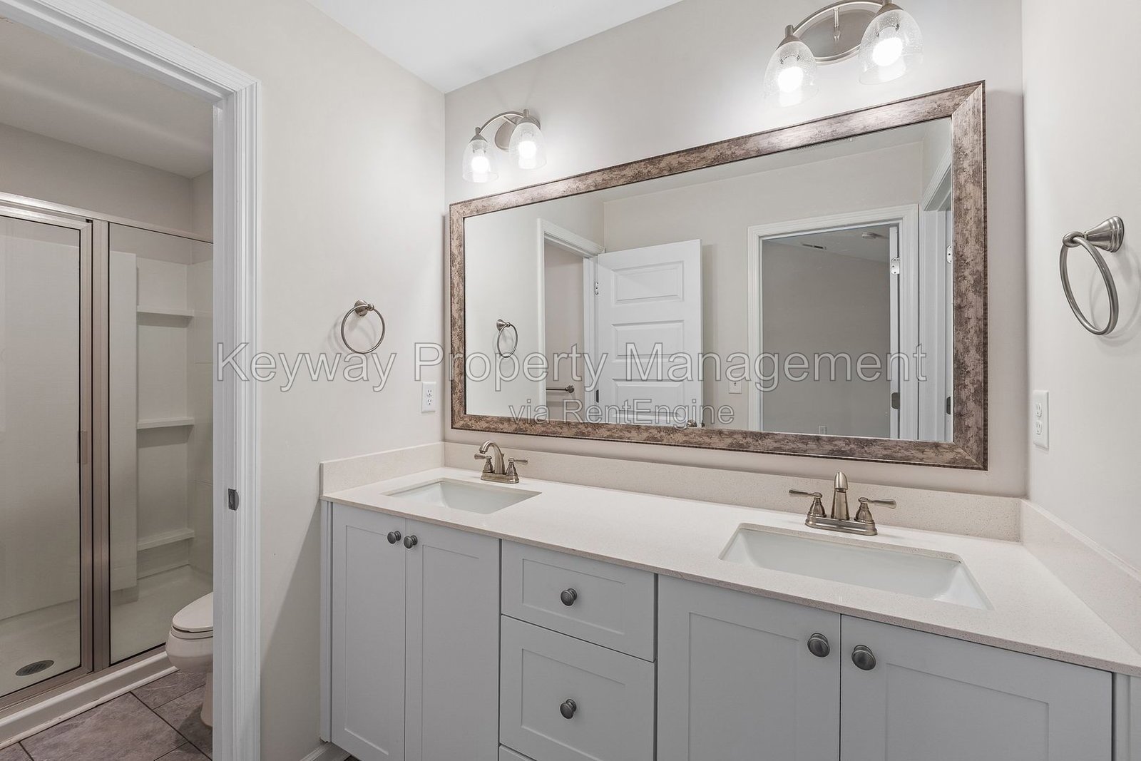 1047 Linsmore Avenue - Canterbury Farms property image