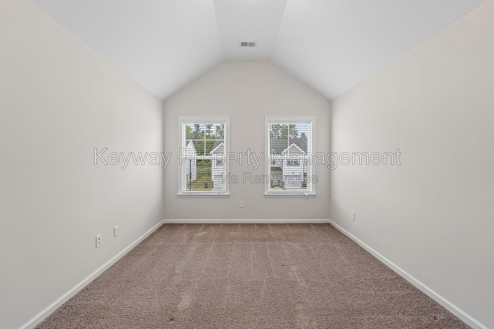 1047 Linsmore Avenue - Canterbury Farms property image