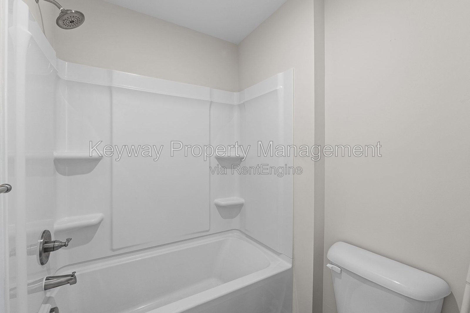 1047 Linsmore Avenue - Canterbury Farms property image