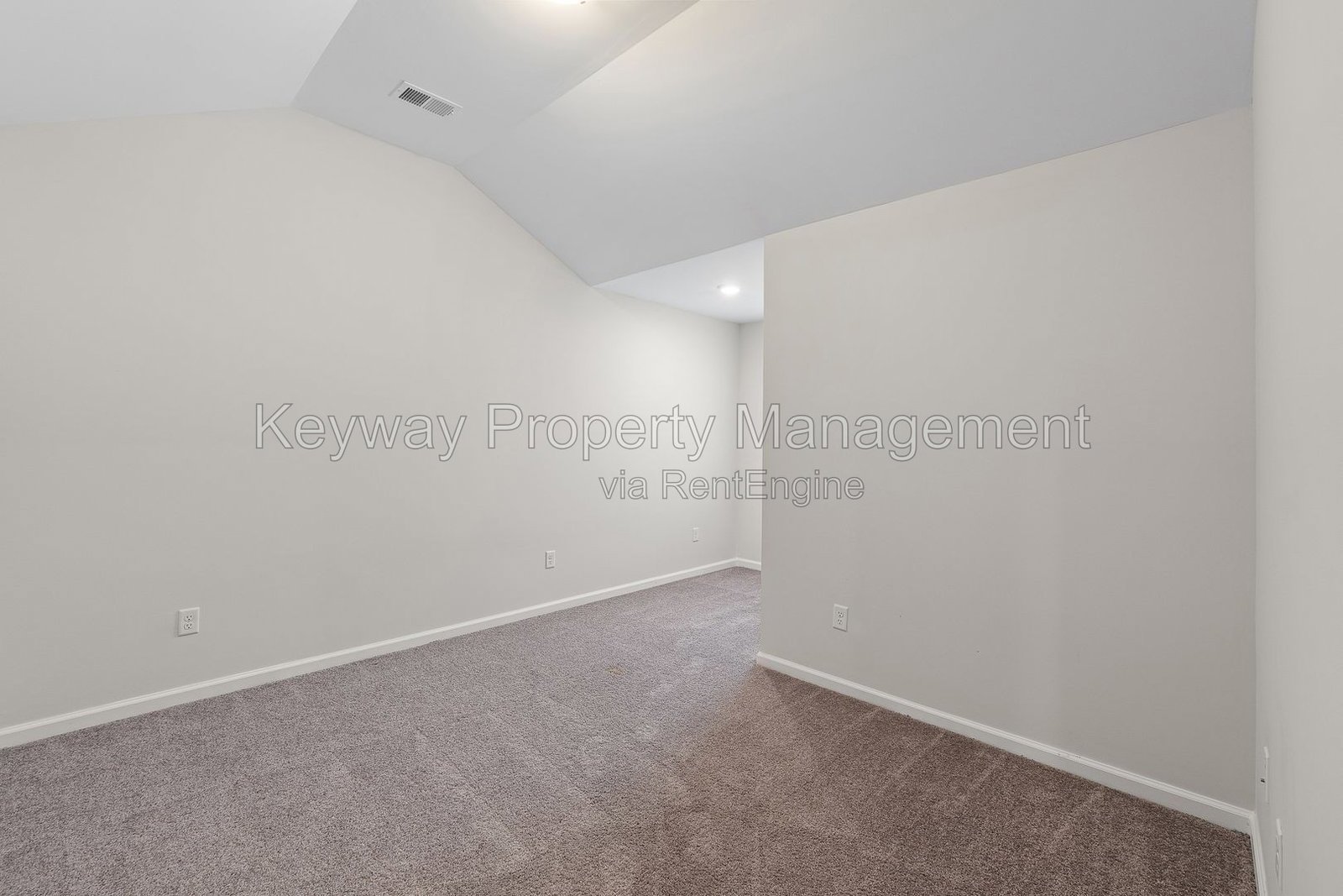 1047 Linsmore Avenue - Canterbury Farms property image