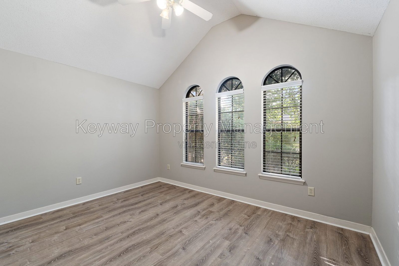 2919 Pointewest Drive - Pointewest property image